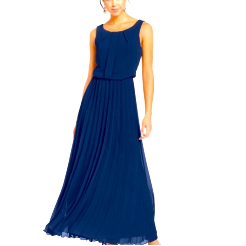 Blue sleeveless maxi dress